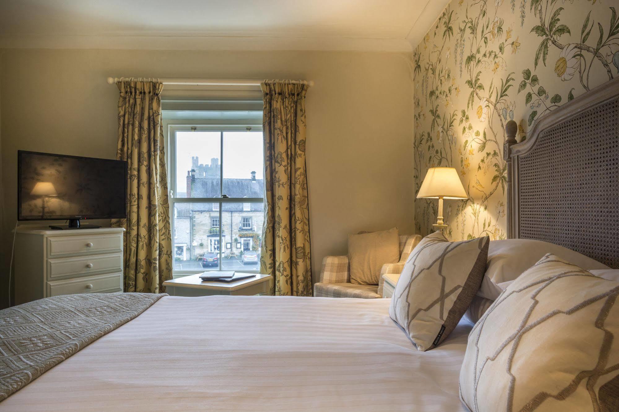 The Feathers Hotel, Helmsley, North Yorkshire Eksteriør bilde